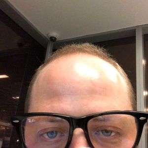 Meet your Posher, Tom